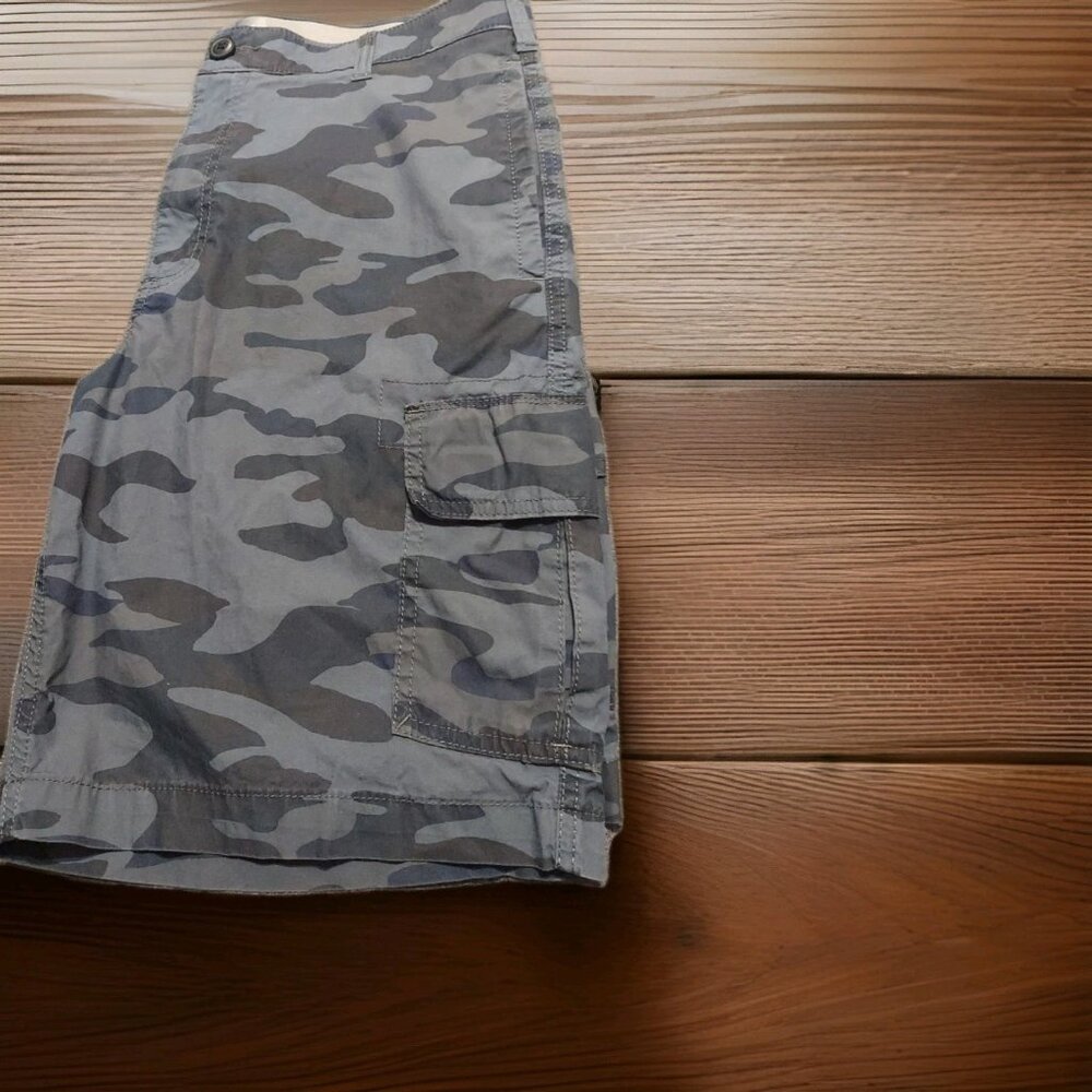 Lee Cargo Shorts - Men’s Size 34- Blue‎ Camo - Summer Pockets